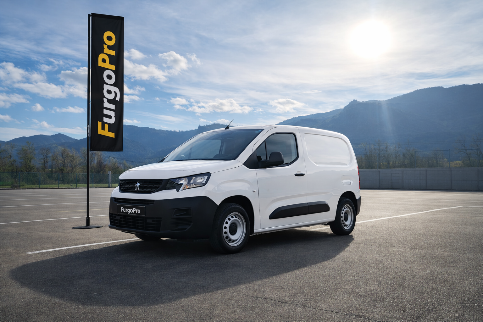 Peugeot Partner blanca de segunda mano en parking con fondo natural y estilo concesionario FurgoPro