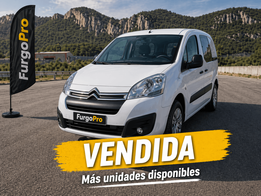 Citroen Berlingo blanca de segunda mano vendida en Girona con diseño FurgoPro y mensaje de más unidades disponibles