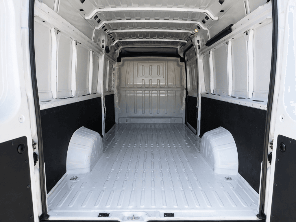 Zona de carga vacía Citroën Jumper L4H2 furgón medidas