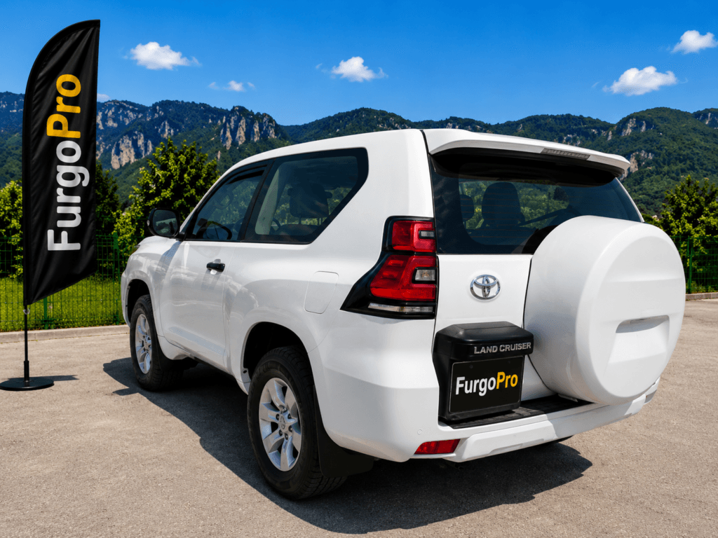 Toyota Land Cruiser GX 2.8 D-4D 204cv · 2022 · 37.857km · Diésel segunda mano lista para trabajar FurgoPro