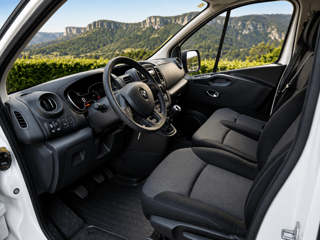 Zona de carga vacía Renault Trafic L1H1 furgoneta medidas