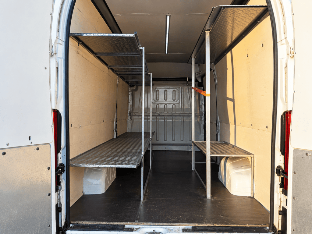 Zona de carga vacía Citroën Jumper L4H3 techo extra alto furgón medidas