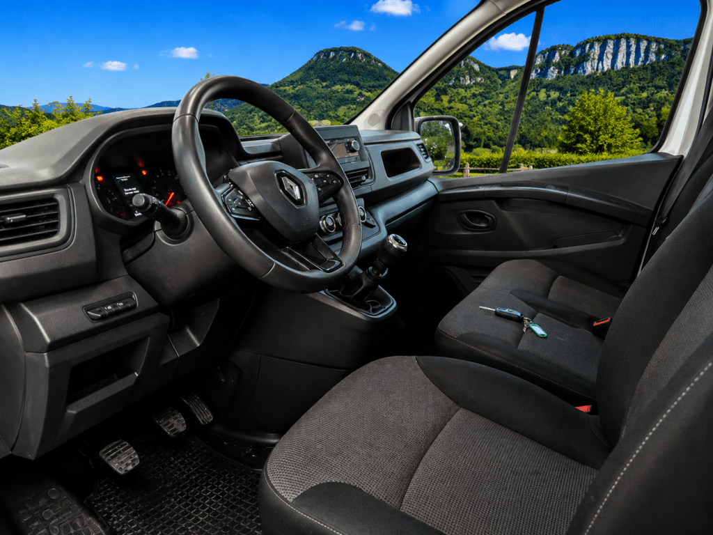 Cuadro de mandos de la renault trafic 58637km